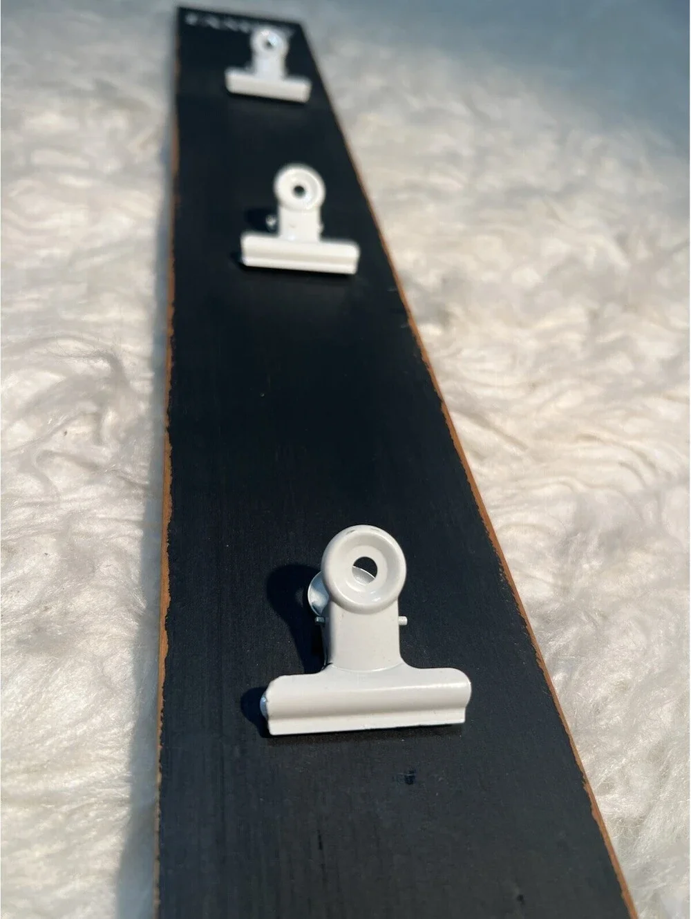 FAMILY Rustic Wood Photo Display With Clips